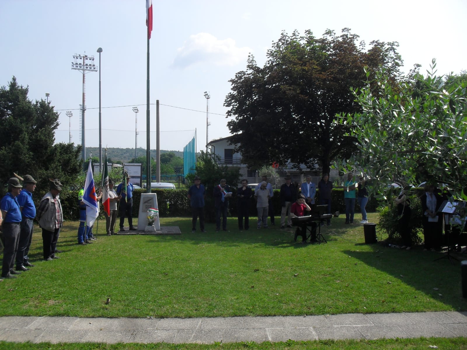 Immagine per 2 giugno a Ronchi, commemorazioni ai monumenti e alla baita degli alpini